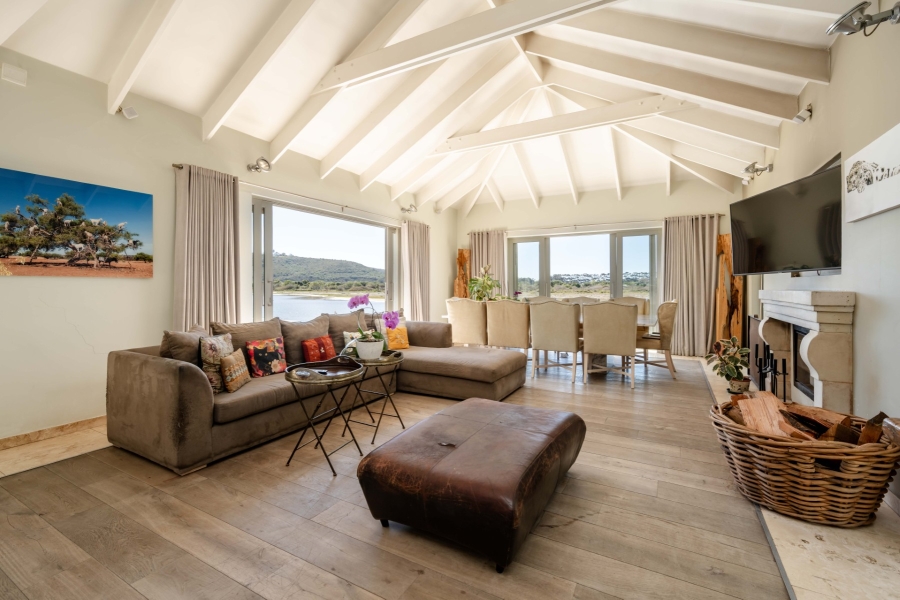 5 Bedroom Property for Sale in Keurbooms River Western Cape